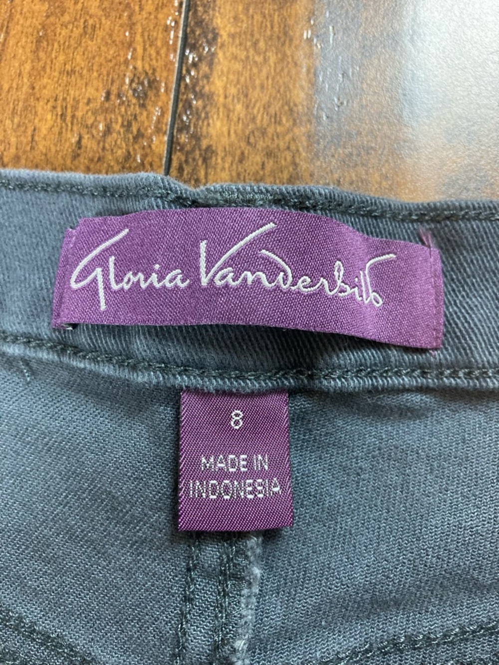 GLORIA VANDERBILT Women’s Amanda Jeans Charcoal Gray Straight Leg Size 8 Short - Picture 5 of 13